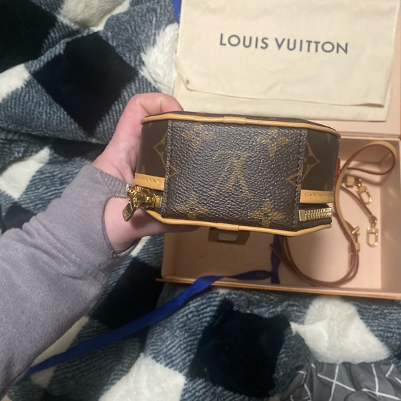 Louis Vuitton Mini Boite Chapeau - Picture 14 of 16